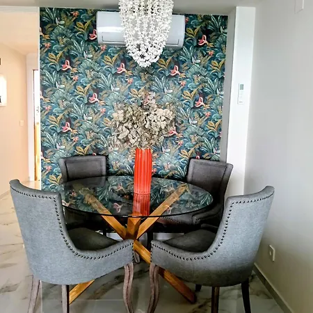 Casa Del Mar Apartment